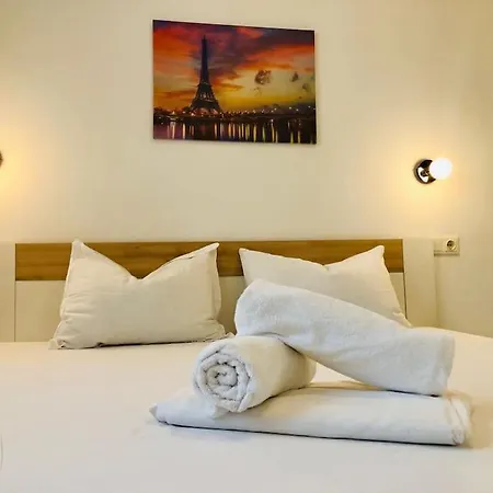 شقة Joy Colonel Enescu 16