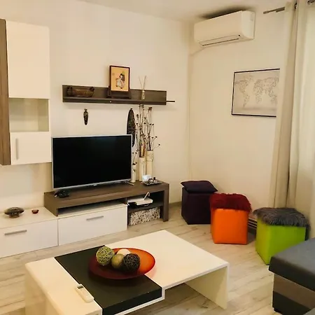 Joy City Colonel Enescu 16 Apartment