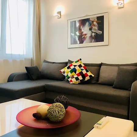 Joy City Colonel Enescu 16 Apartment *