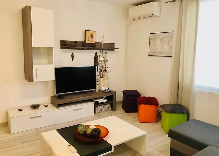 Joy Colonel Enescu 16 Apartment